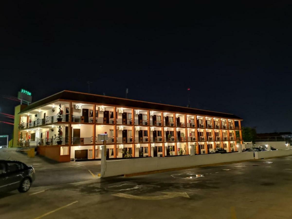 Hotel Cucapá Matamoros  Kültér fotó